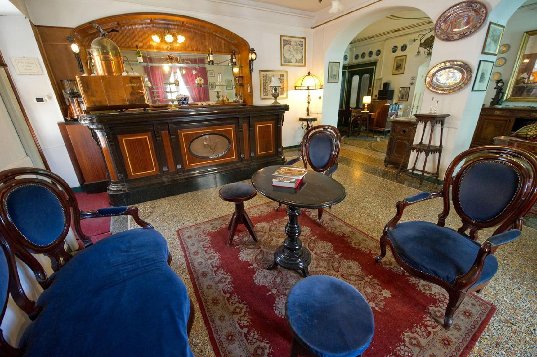 טורטונה Albergo Cavallino מראה חיצוני תמונה
